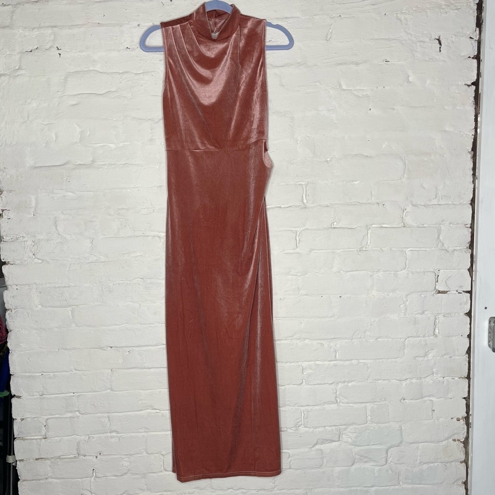 Capuffy Gown 12/14